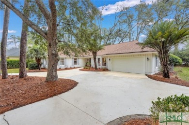 Charming 3 bedroom plus office/bedroom, 2 bath home located in on The Landings Club - Oakridge in Georgia - for sale on GolfHomes.com, golf home, golf lot