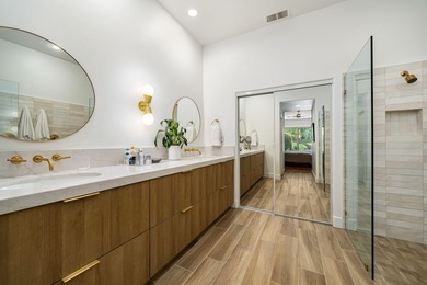 Beautiful 3BD/3BA home located in the heart of Rancho Mirage on Rancho Mirage Country Club in California - for sale on GolfHomes.com, golf home, golf lot