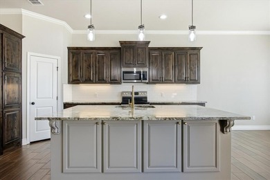 Custom Home in an excellent location on the Granbury Golf Course on Granbury Country Club in Texas - for sale on GolfHomes.com, golf home, golf lot