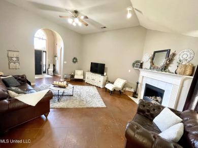 Seller's offering $7,000 allowance to assists buyer with their on The Plantation Golf Club in Mississippi - for sale on GolfHomes.com, golf home, golf lot