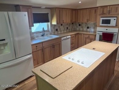 Beautifully renovated and updated north facing home in a on Tucson Estates Golf Course in Arizona - for sale on GolfHomes.com, golf home, golf lot