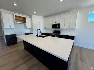 YOU'VE FOUND IT! DREAM HOME DREAM LOCATION *MOVE IN READY!!!** on Schneiters Riverside Golf Course in Utah - for sale on GolfHomes.com, golf home, golf lot
