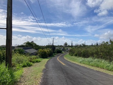 Discovery Harbour - Fantastic lot on the golf course between the on Discovery Harbour Golf Course in Hawaii - for sale on GolfHomes.com, golf home, golf lot