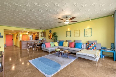 Beautiful first-floor corner unit overlooking the golf course in on Palm-Aire Country Club and Resort - Palms in Florida - for sale on GolfHomes.com, golf home, golf lot