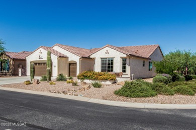 Step into the easy pace of Quail Creek living in this inviting on Quail Creek Country Club  in Arizona - for sale on GolfHomes.com, golf home, golf lot