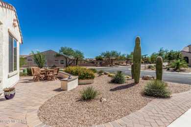 Step into the easy pace of Quail Creek living in this inviting on Quail Creek Country Club  in Arizona - for sale on GolfHomes.com, golf home, golf lot