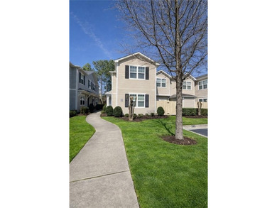 Charming 2-BEDROOM, 2.5-BATH condo in Hadley Park! Features a on Greenbrier Country Club in Virginia - for sale on GolfHomes.com, golf home, golf lot