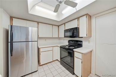 Located in the desirable Oak Village of Sugarmill Woods, this on Sugarmill Woods Golf and Country Club in Florida - for sale on GolfHomes.com, golf home, golf lot