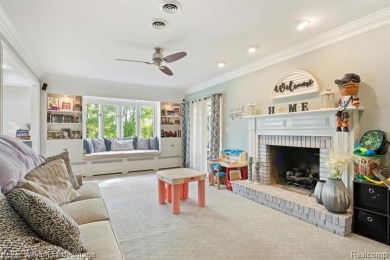 OFFER DEADLINE: 5/10 BY 9 AM. AGENTS, PLEASE READ REALTOR on Idyl Wyld Country Club in Michigan - for sale on GolfHomes.com, golf home, golf lot