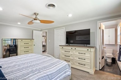 OFFER DEADLINE: 5/10 BY 9 AM. AGENTS, PLEASE READ REALTOR on Idyl Wyld Country Club in Michigan - for sale on GolfHomes.com, golf home, golf lot