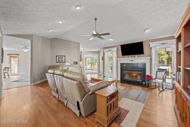 Beautifully Updated Brick Home in Fairfield Harbour.
This on Harbour Point Golf Club in North Carolina - for sale on GolfHomes.com, golf home, golf lot