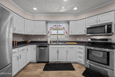Beautifully Updated Brick Home in Fairfield Harbour.
This on Harbour Point Golf Club in North Carolina - for sale on GolfHomes.com, golf home, golf lot