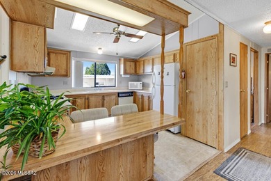 Very nice light and bright 1988 2-bedroom, 2-bath home featuring on Tucson Estates Golf Course in Arizona - for sale on GolfHomes.com, golf home, golf lot