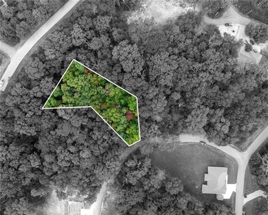 Over half an acre lot to build your dream home on! This property on Bella Vista Country Club - Highlands in Arkansas - for sale on GolfHomes.com, golf home, golf lot