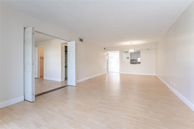 ASKINIG PRICE REDUCE BY $50,000 RESORT STYLE LIVINIG IN ONE OF on Hollybrook Golf and Tennis Club  in Florida - for sale on GolfHomes.com, golf home, golf lot