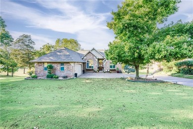 Brick and stone home built w/ attention to detail & quality on Holiday Island Executive Golf Course in Arkansas - for sale on GolfHomes.com, golf home, golf lot