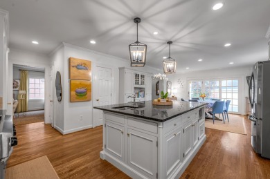 Welcome to this charming 1.5-story home in the highly on Idle Hour Country Club in Kentucky - for sale on GolfHomes.com, golf home, golf lot
