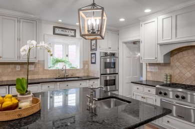 Welcome to this charming 1.5-story home in the highly on Idle Hour Country Club in Kentucky - for sale on GolfHomes.com, golf home, golf lot