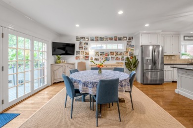 Welcome to this charming 1.5-story home in the highly on Idle Hour Country Club in Kentucky - for sale on GolfHomes.com, golf home, golf lot