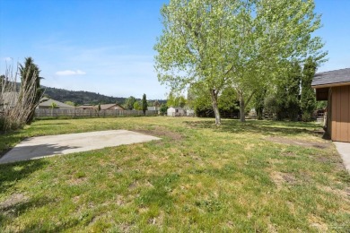 This beautifully updated 3-bedroom, 2-bathroom home offers 1,214 on Oak Tree Country Club in California - for sale on GolfHomes.com, golf home, golf lot