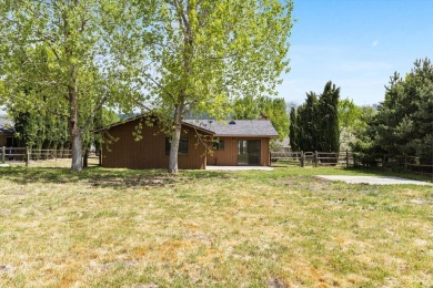 This beautifully updated 3-bedroom, 2-bathroom home offers 1,214 on Oak Tree Country Club in California - for sale on GolfHomes.com, golf home, golf lot