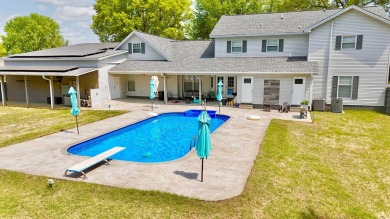 Fully remodeled, all-electric home with nearly 5,000 sq ft of on The Course at River Oaks in Arkansas - for sale on GolfHomes.com, golf home, golf lot