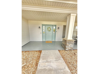 Fully remodeled, all-electric home with nearly 5,000 sq ft of on The Course at River Oaks in Arkansas - for sale on GolfHomes.com, golf home, golf lot