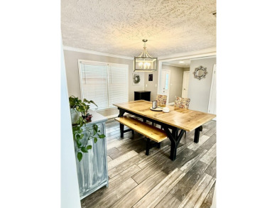 Fully remodeled, all-electric home with nearly 5,000 sq ft of on The Course at River Oaks in Arkansas - for sale on GolfHomes.com, golf home, golf lot