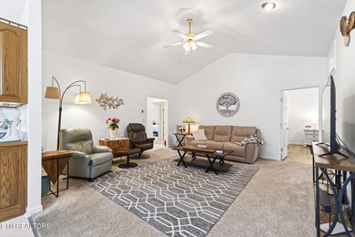 Move-in-ready one level condo tucked away on a quiet cul-de-sac on Lake Tansi Village Country Club in Tennessee - for sale on GolfHomes.com, golf home, golf lot