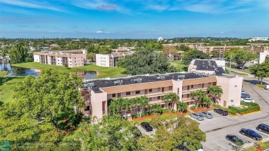Totally remodeled 2/2 condo from top to bottom in Sunrise Lakes on Sunrise Lakes Phase IV Golf Course in Florida - for sale on GolfHomes.com, golf home, golf lot