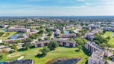 Totally remodeled 2/2 condo from top to bottom in Sunrise Lakes on Sunrise Lakes Phase IV Golf Course in Florida - for sale on GolfHomes.com, golf home, golf lot