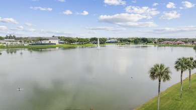 Beautiful 2-bedroom, 2-bath waterfront villa in the highly on Kings Point Golf - Executive in Florida - for sale on GolfHomes.com, golf home, golf lot