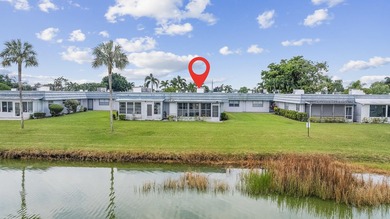 Beautiful 2-bedroom, 2-bath waterfront villa in the highly on Kings Point Golf - Executive in Florida - for sale on GolfHomes.com, golf home, golf lot