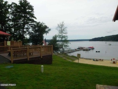 Beautiful .48/Acre Building Lot in Tanglwood Lakes community on Paupack Hills Golf and Country Club in Pennsylvania - for sale on GolfHomes.com, golf home, golf lot