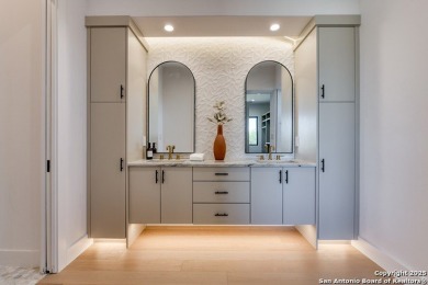Welcome to 105 JE Hamilton, a stunning residence that offers on Vaaler Creek Golf Club in Texas - for sale on GolfHomes.com, golf home, golf lot