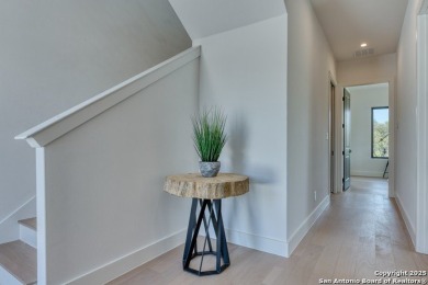 Welcome to 105 JE Hamilton, a stunning residence that offers on Vaaler Creek Golf Club in Texas - for sale on GolfHomes.com, golf home, golf lot
