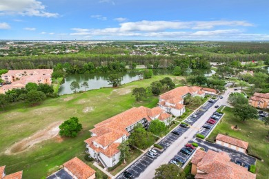 One or more photo(s) has been virtually staged. Welcome home to on Hunters Creek Golf Course in Florida - for sale on GolfHomes.com, golf home, golf lot
