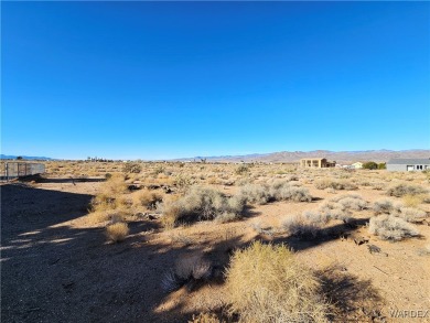 Take a look at this northern Arizona beauty with potential to on Valle Vista Golf Course in Arizona - for sale on GolfHomes.com, golf home, golf lot