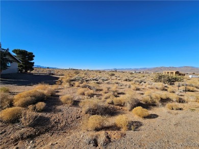 Take a look at this northern Arizona beauty with potential to on Valle Vista Golf Course in Arizona - for sale on GolfHomes.com, golf home, golf lot