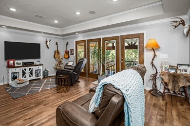 LAKEFRONT BEAUTY - SPRING CREEK COUNTRY CLUB! on Spring Creek Country Club in Texas - for sale on GolfHomes.com, golf home, golf lot