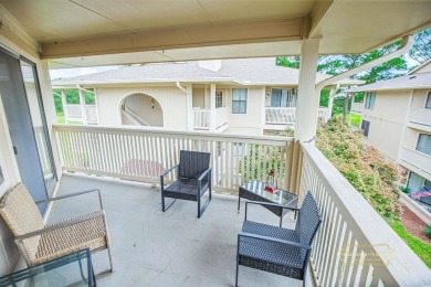 END UNIT beautifully furnished (optional) 2-bedroom, 2 full on Harbour View Par 3 and Driving Range in South Carolina - for sale on GolfHomes.com, golf home, golf lot