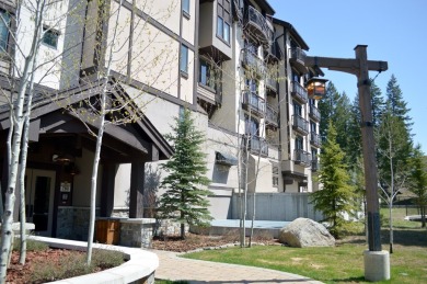 Welcome to this fully furnished, turn-key 1 bed/1 bath condo on Osprey Meadows at Tamarack Resort in Idaho - for sale on GolfHomes.com, golf home, golf lot