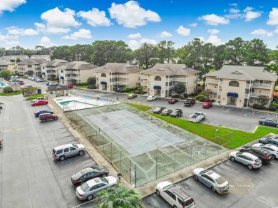 END UNIT beautifully furnished (optional) 2-bedroom, 2 full on Harbour View Par 3 and Driving Range in South Carolina - for sale on GolfHomes.com, golf home, golf lot