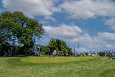 Nicely updated townhome near the Links Golf Course sold fully on Wild Dunes Harbor Golf Resort in South Carolina - for sale on GolfHomes.com, golf home, golf lot