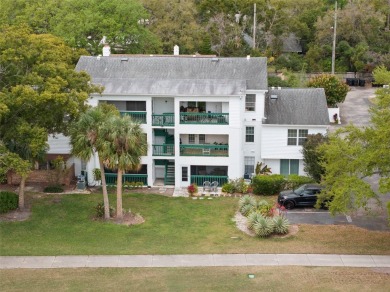 **This property qualifies for a closing cost credit up to $2,400 on Dubsdread Golf Course in Florida - for sale on GolfHomes.com, golf home, golf lot