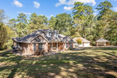 LAKEFRONT BEAUTY - SPRING CREEK COUNTRY CLUB! on Spring Creek Country Club in Texas - for sale on GolfHomes.com, golf home, golf lot