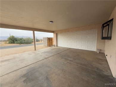 Large lot In the heart of Fort Mohave, close to Walmart, schools on Desert Lakes Golf Course in Arizona - for sale on GolfHomes.com, golf home, golf lot