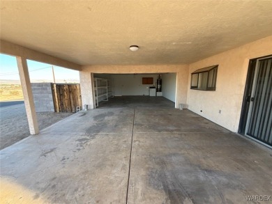 Large lot In the heart of Fort Mohave, close to Walmart, schools on Desert Lakes Golf Course in Arizona - for sale on GolfHomes.com, golf home, golf lot