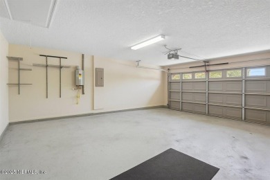 Motivated Sellers are offering a $5000 credit at closing for on Slammer and Squire Golf Course in Florida - for sale on GolfHomes.com, golf home, golf lot