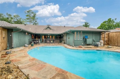 Beautiful 4 bedroom single story home located in highly on The Country Place in Texas - for sale on GolfHomes.com, golf home, golf lot